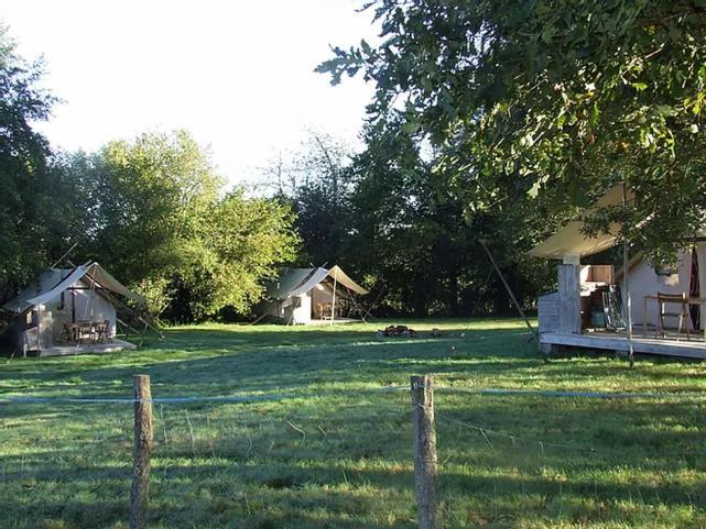 Ferme De La Marliere Saint-Vincent-en-Bresse Exterior photo